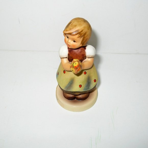 M I Hummel Goebel Figurine "FOR MOTHER" HUM #257 2/0 TMK6 Germany 4" Tall NICE! - Picture 1 of 6